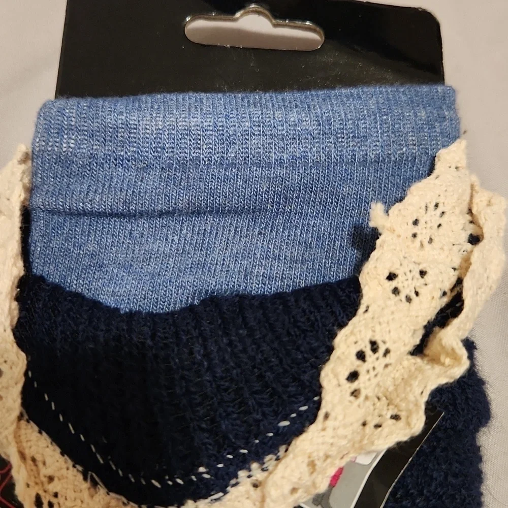 [No Boundaries] Horizontal Stitch Leg Warmer
